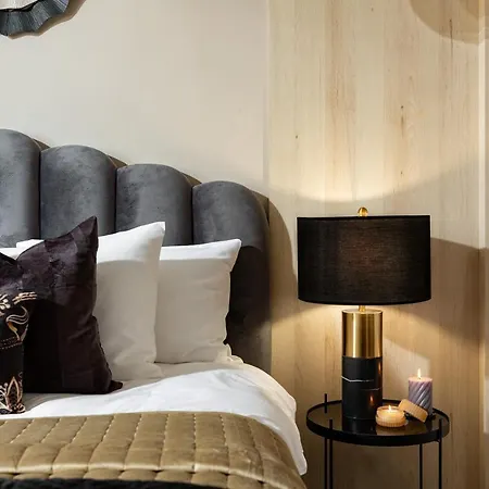 Qult - Dune * Bucarest