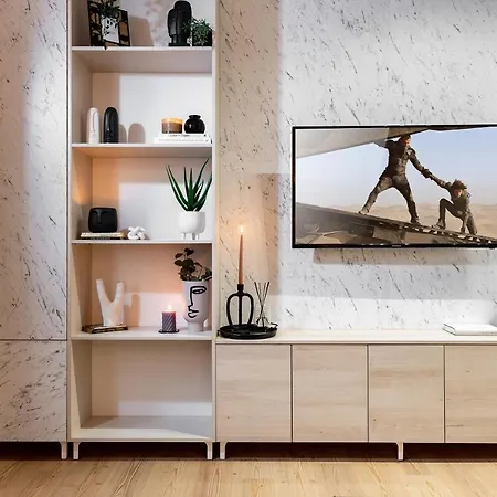 Qult - Dune Apartament Bucureşti