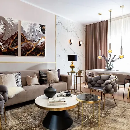 Qult - Dune Bucharest