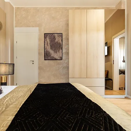 Qult - Dune Apartment